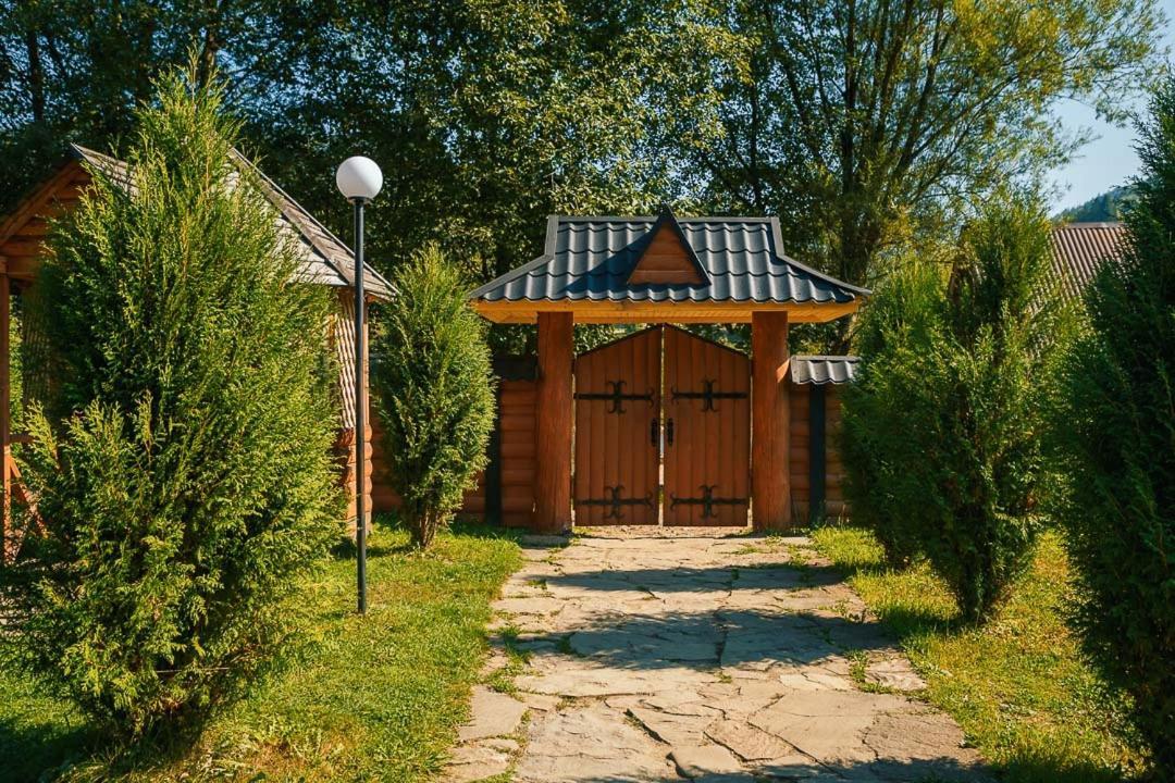 Gorycvit Hotel Verkhniy Yasenov Eksteriør billede